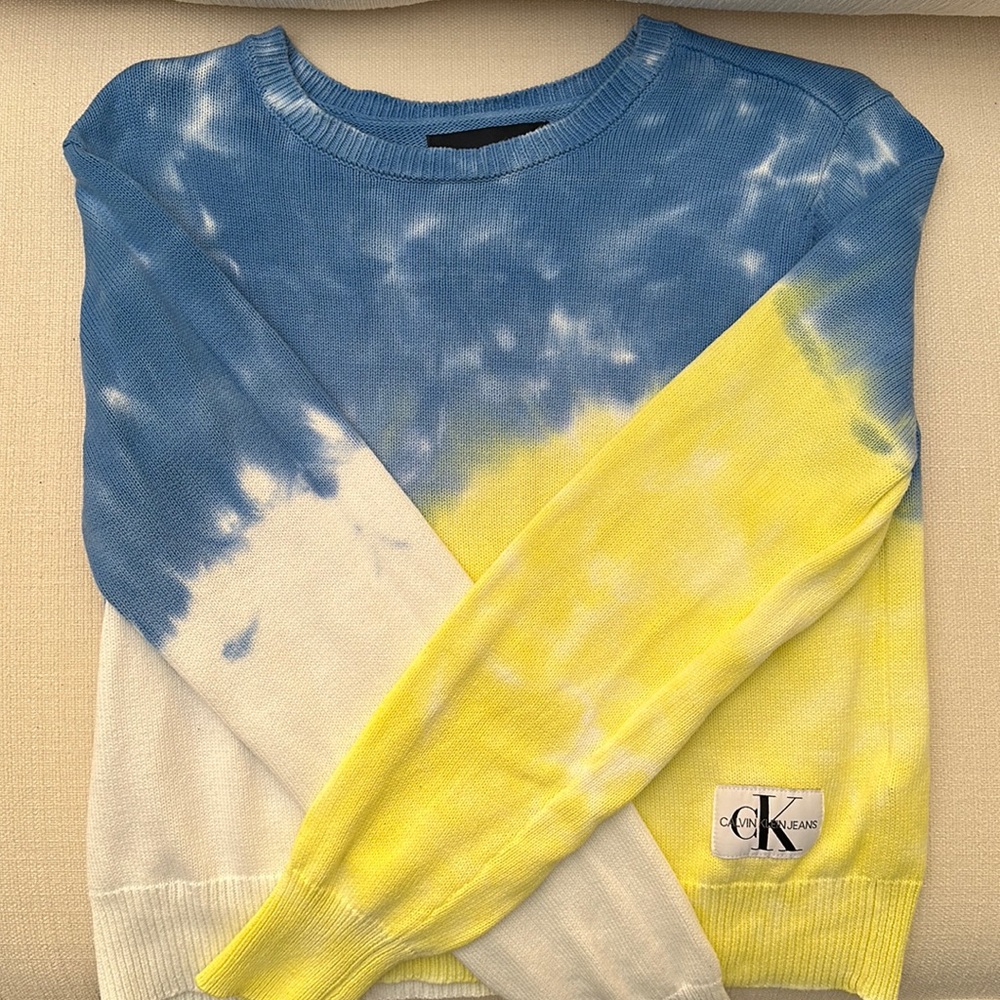 Calvin Klein sweater